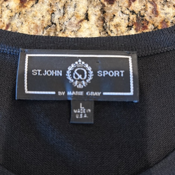 EUC St. John Sport metallic knit shell - size Large - Picture 3 of 8